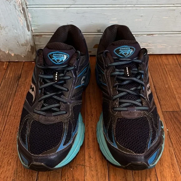 Men’s Saucony Guide Running Sneakers - Picture 3 of 10